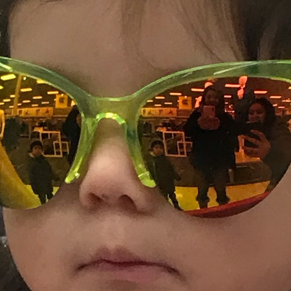 Meet your Posher, Jenny - Picture 1 of 1